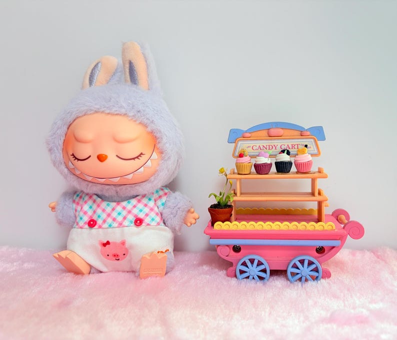 080 # Labubu Siediti, Labubu Ver.2 immagine 2