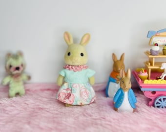 001 # Sylvanian Families Mom Outfit – Handmade Adult Size Doll Clothes, Calico Critters Dress Set