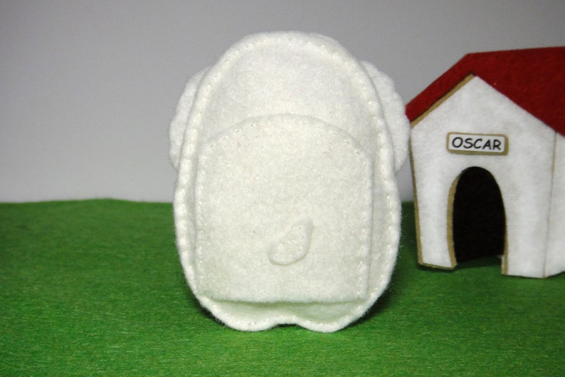 Easy to sew felt PDF pattern. DIY Oscar the Poodle & Kennel, finger puppet or ornament. image 4