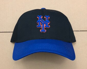 black and blue mets hat