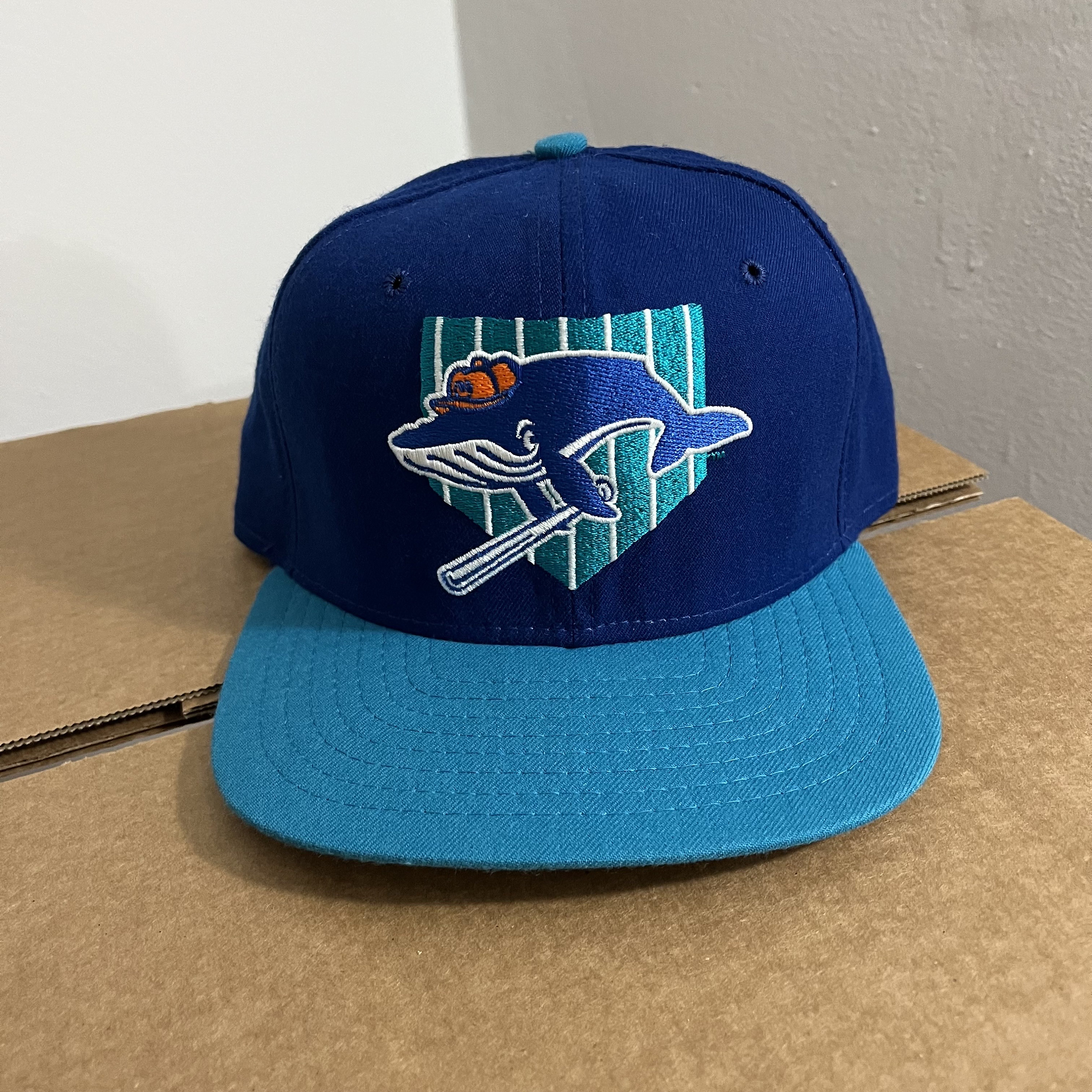 Marlins fans have only one complaint about '90s teal throwbacks