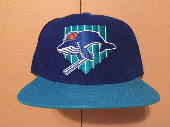 whalers snapback