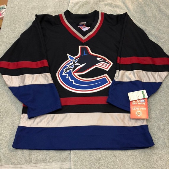 old school canucks jersey