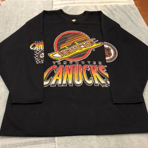 vancouver canucks 90s jersey