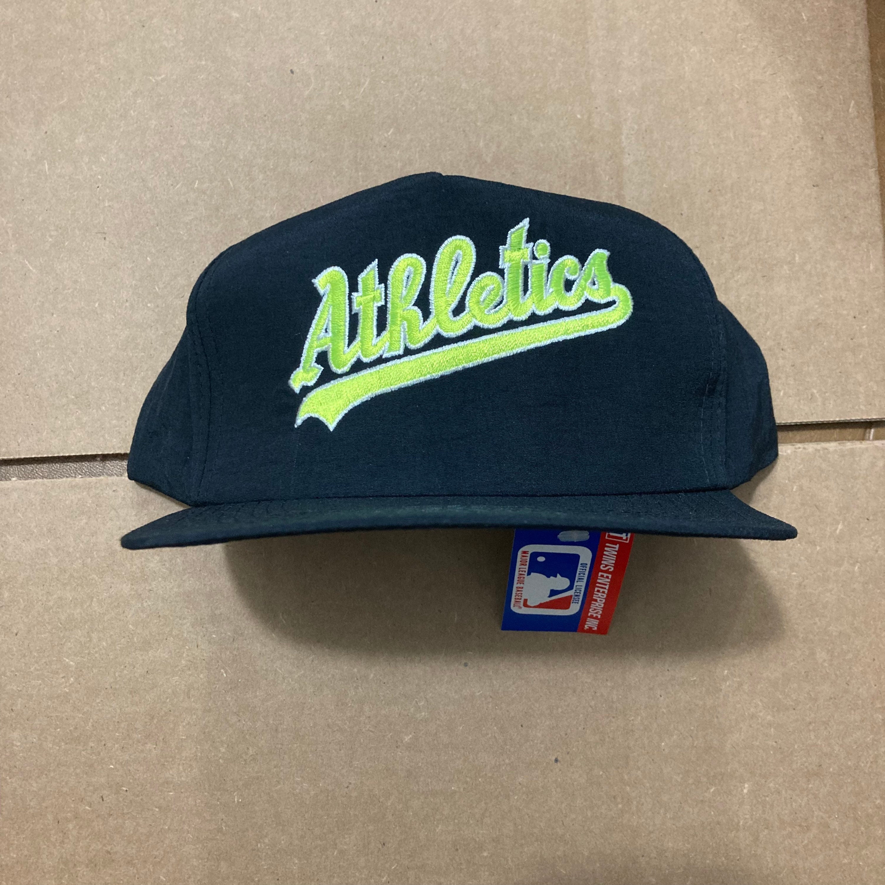 Vintage Oakland Athletics A's Athleticsasaurus Dinosaur Kids Mlb T