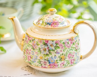 Vintage Sadler teapot in floral chintz, a perfect teapot to welcome spring