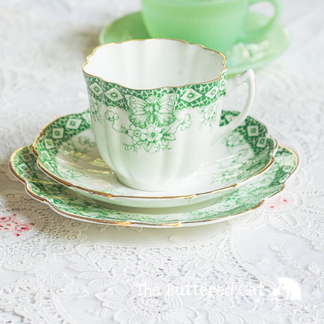 Antique Daisy-shaped Early 1900s English China Tea Trio, Butterfly, Art ...
