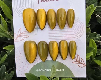 Gold Cat Eye Press On Nails, Almond Shape, Metallic Gold Nails, Handmade Press On Nails