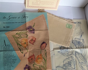 1950s/60s Embroidery Kit Irish LinenTraycloth Tulips Transfer