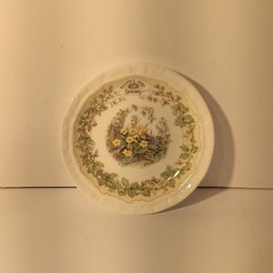 Plato para alfileres de primavera Brambly Hedge, Jill Barklem, Royal Doulton, años 80, 12 cm (4 3/4")