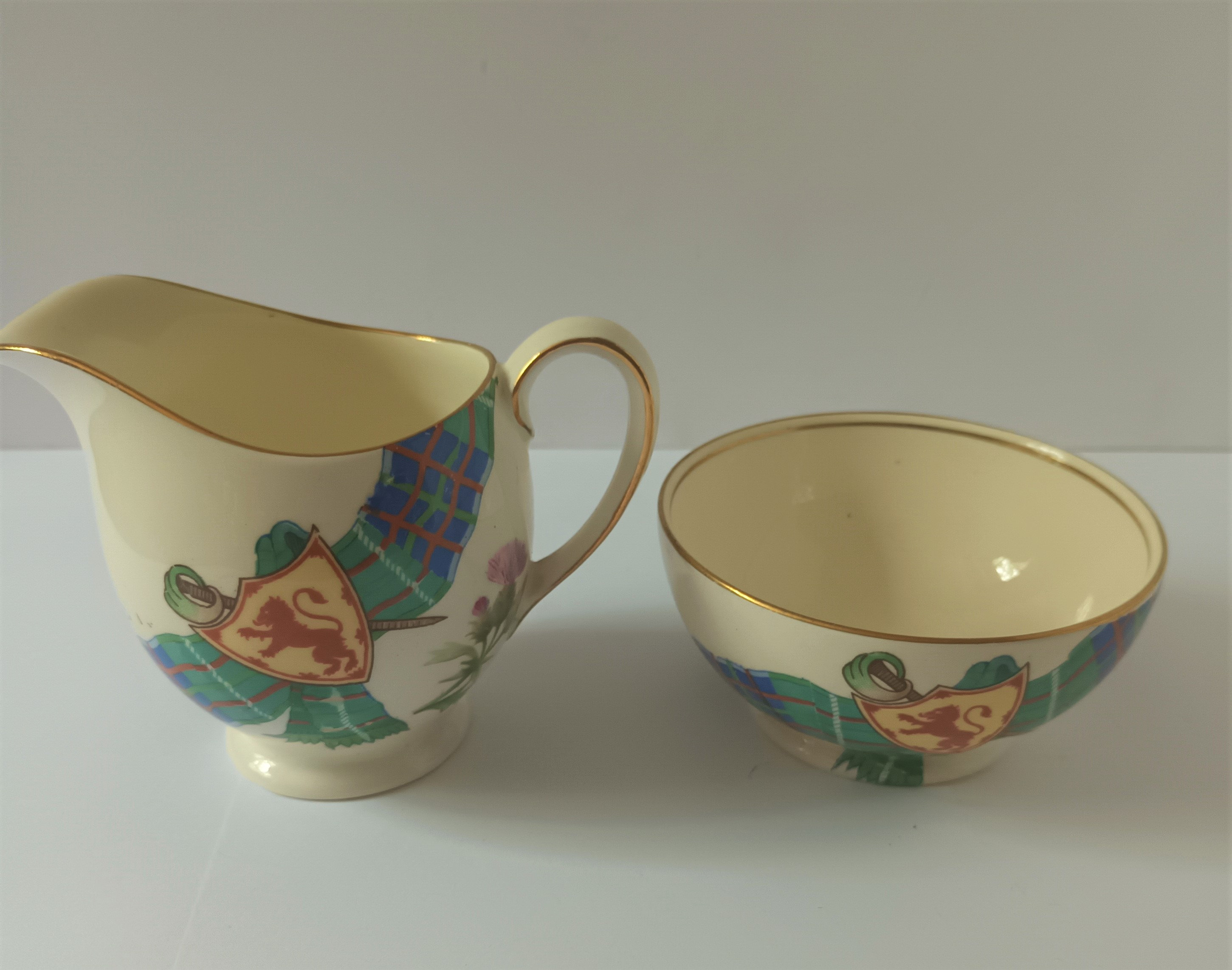 Royal Winton Scottish Plaid Creamer and Sugar Set: Braemar Souvenir