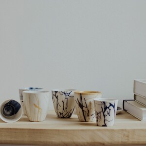 Tasse à café en porcelaine, tasse coulée, tasse faite à la main, tasse à café en céramique, céramique faite à la main, cadeau de pendaison de crémaillère Doppio Espresso Cup No 3 image 5
