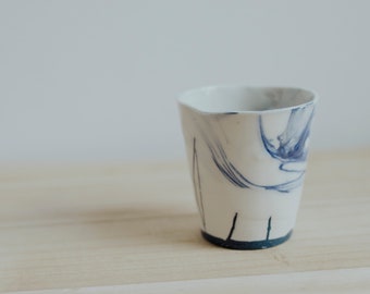 Tasse à café en porcelaine, tasse coulée, tasse faite à la main, tasse à café en céramique, céramique faite à la main, cadeau de pendaison de crémaillère - Doppio Espresso Cup No 3