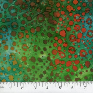 QUILTER&#39;S BATIK Quilter&#39;s Cotton 45-inch BTY 100% Cotton Spots Green Blue Pink qb #545