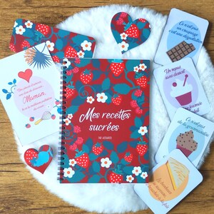 Idée cadeau fête des mères – Box pâtisserie maman – Cahier de recettes desserts A5 + Carte tendre + 4 Magnets humoristiques + Marque-page