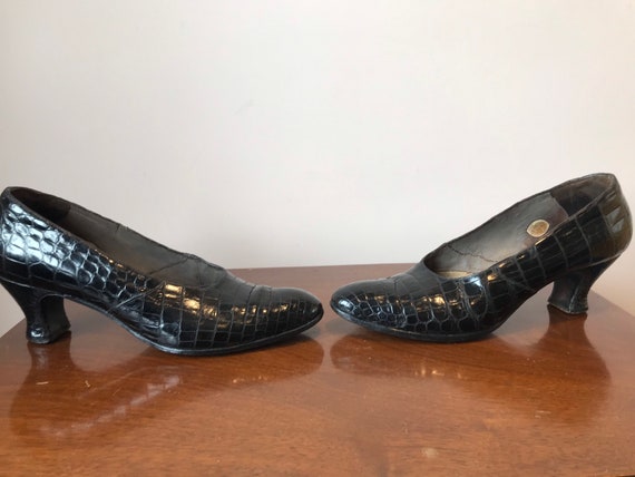 Original 1920s black shoes - image 8