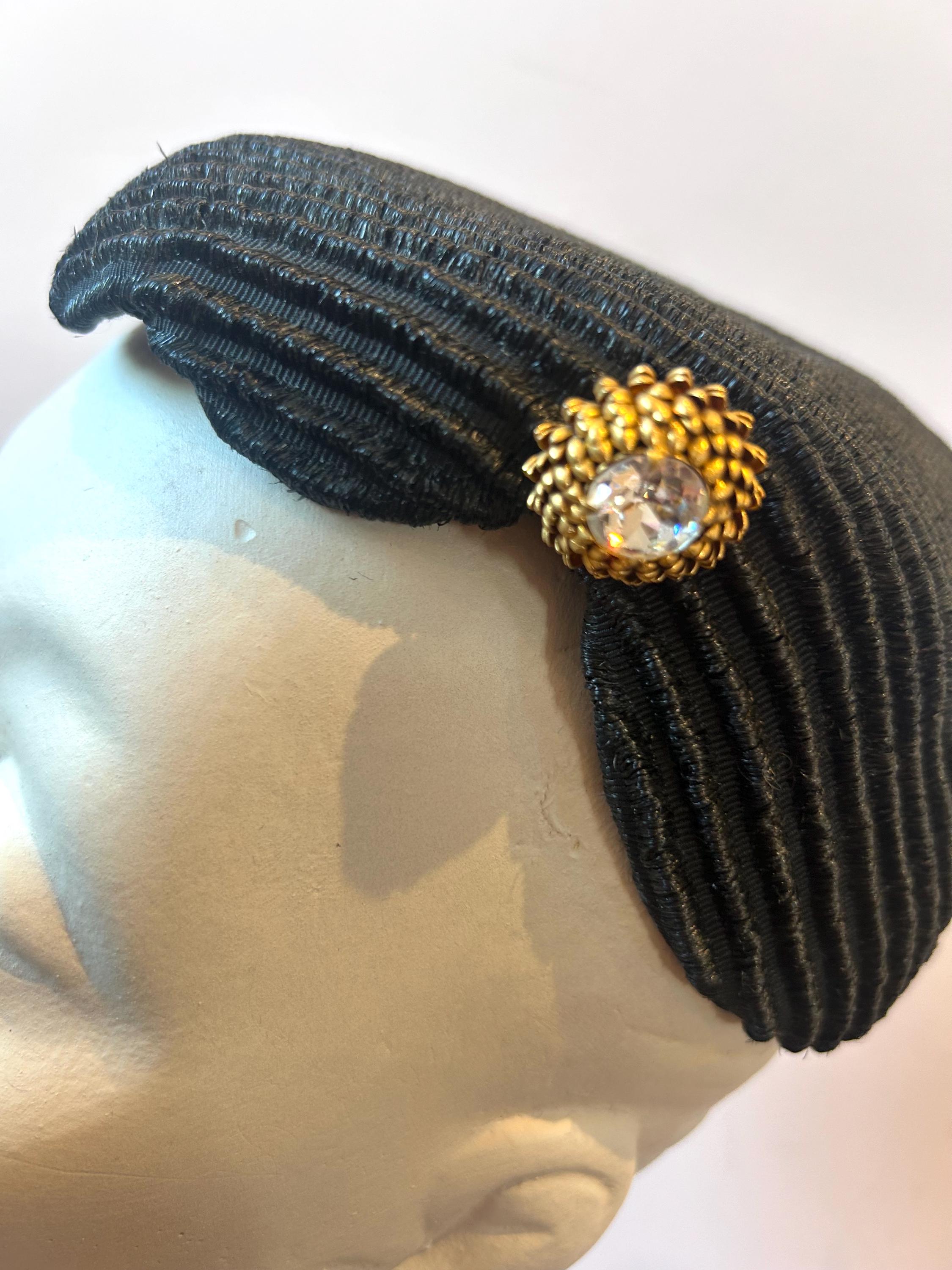 1950s Vintage Black Cocktail Evening Skullcap Hat by Ruth 