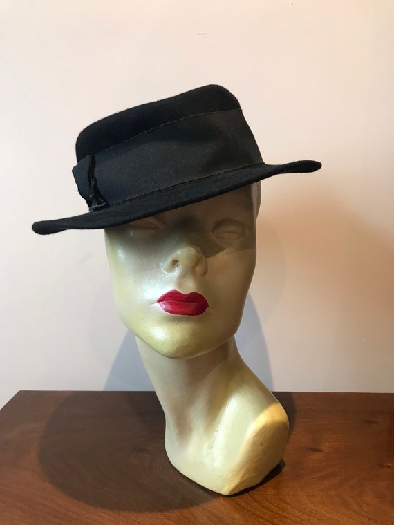 Original 1940s ladies black felt fedora