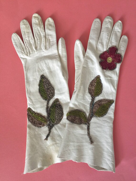 Vinage 1950s Kidskin Leather Opera Gloves Off-Whit