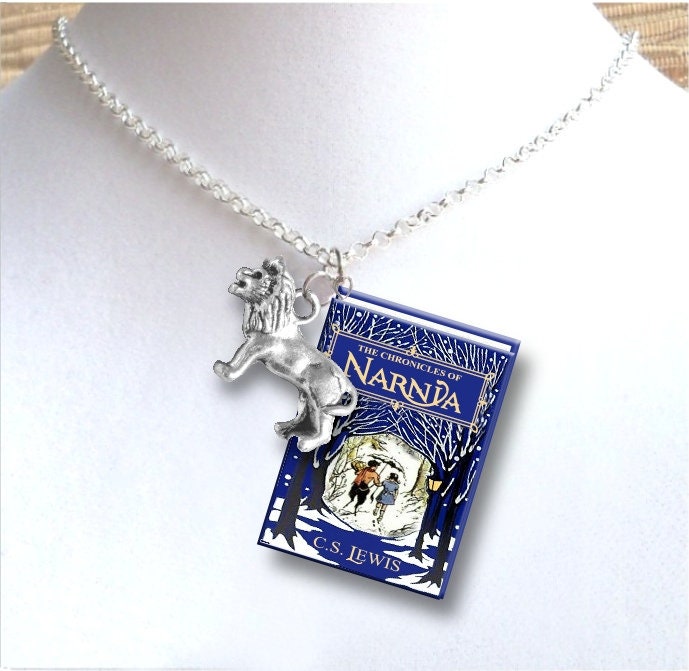 The Chronicles of Narnia with Your Choice of Charm - Miniature Book N…