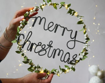 Modern Christmas Wreath | Merry Christmas Wreath | Mistletoe Fairy Light Decoration