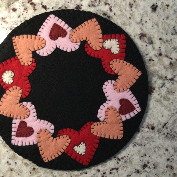 Lots of Love Round candle mat.