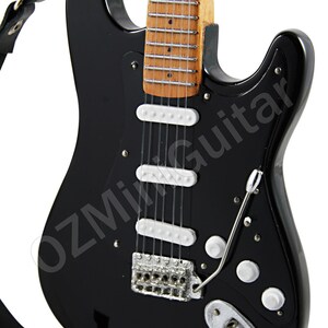Chitarra autografata da Pete Townshend degli Who
