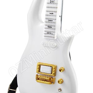 Prince cloud guitar - Etsy 日本