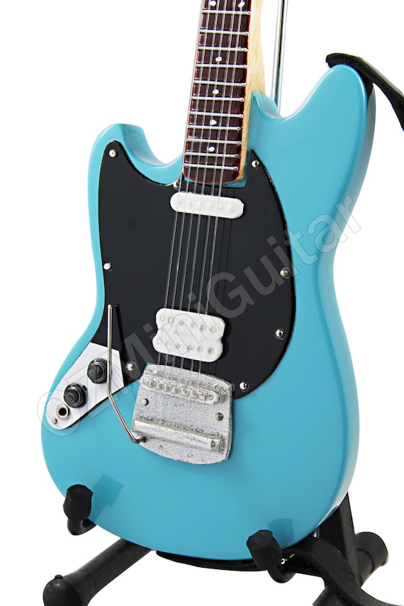 Se subasta la Fender Mustang de Kurt Cobain - Guitarriego