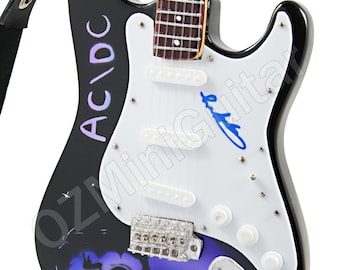 Miniatur-Gitarre-Kunst-Serie AC/DC