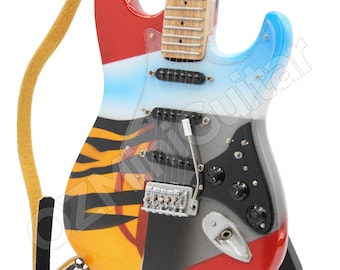 Miniaturowa gitara Eric Clapton Crash 3