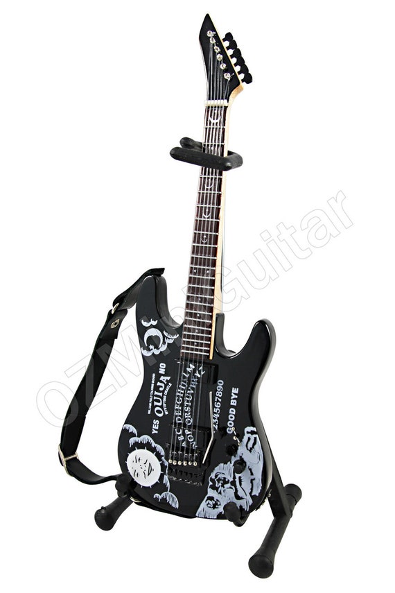 Kirk hammett mini online guitar