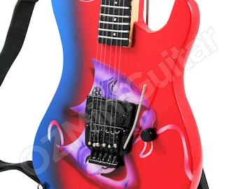 Guitarra en miniatura Motley Crue Theatre of Pain