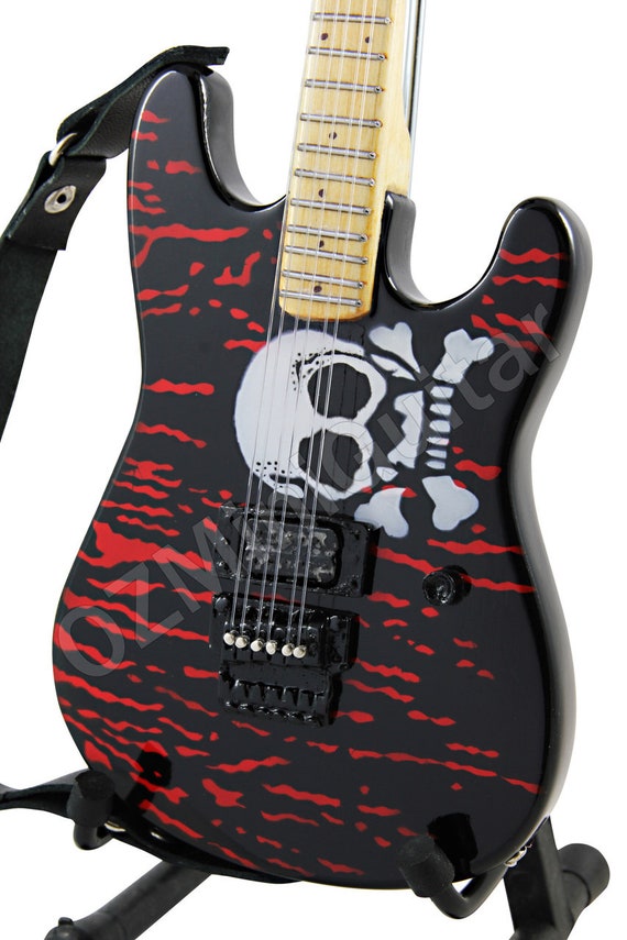 送料無料！】エレキギター！*RATT(ラット)のWarren DeMartini