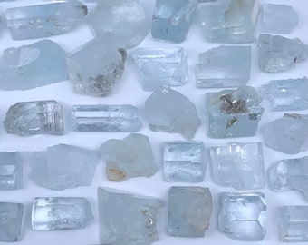 Lustrous Aquamarine 74 Crystals Lot.