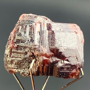 Lustrous Etched Pattern Garnet Crystal