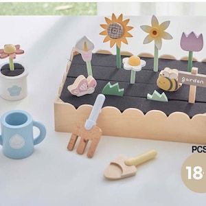 14 Piece Sensory Bin Miniature Wooden Farm toy or Garden/ Wooden garden Toy Set Montessori Waldorf Homeschool Learning Toy Gift | Garden toy