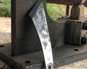 Cuchillo Kiridashi forjado a mano para zurdos