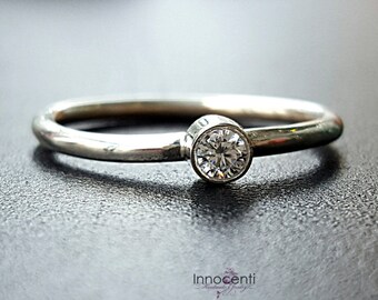 Anillo de Zirconia cúbica Anillo de compromiso Plata Cubic Zirconia Cz Anillo de promesa Anillo de apilamiento pequeño Anillo de plata Anillo de piedra de nacimiento Anillo de diamantes