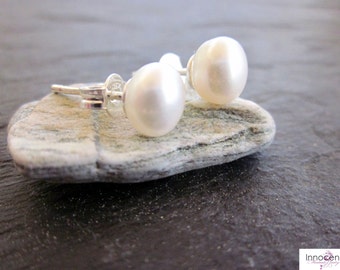 10mmの定番ホワイトパールスタッドピアス（ゴールドメッキスターリング