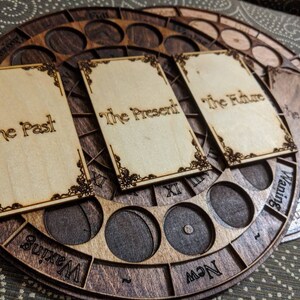 Plateau de tarot en bois découpé au laser, phases de la lune, 3 cartes