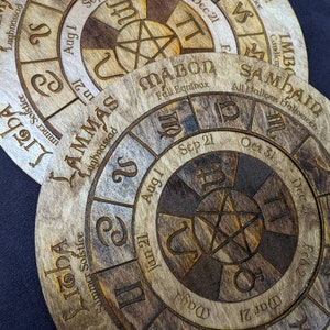 Holz Laser geschnitten Pentakel Sabbat Rad Jahreskalender