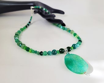 Green Agate necklace, Gemstone jewelry, Aventurine Jade, energy gemstone, healing necklace, statement necklace, natural gemstone, gift idea