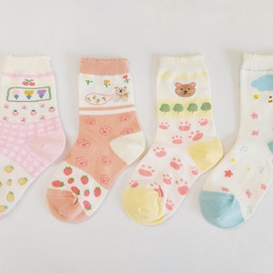 Nursery Rhymes Crew Socks