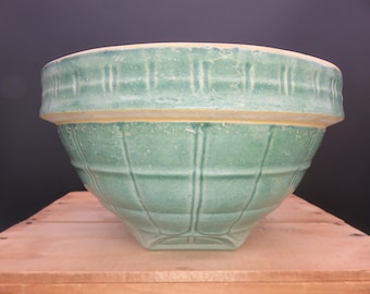 Vintage/Antique McCoy Windowpane/Square Green Glazed Kitchen Bowl 9&quot;- Stoneware-Farmhouse
