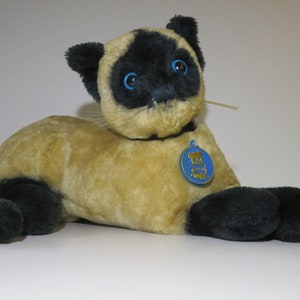 Sweet Vintage Dakin Siamese Plush Cat- Reclining- 1973 w/ Tag, Collar and Whiskers- Collectible, Toys