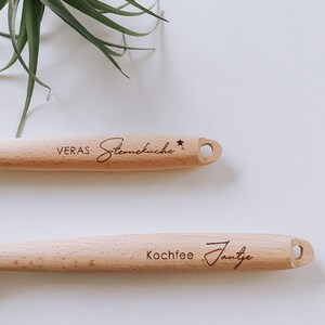 Kochlöffel personalisiert Küchenhelfer aus Holz Hochzeitsgeschenk Muttertag Einzug Mitbringsel Bild 3