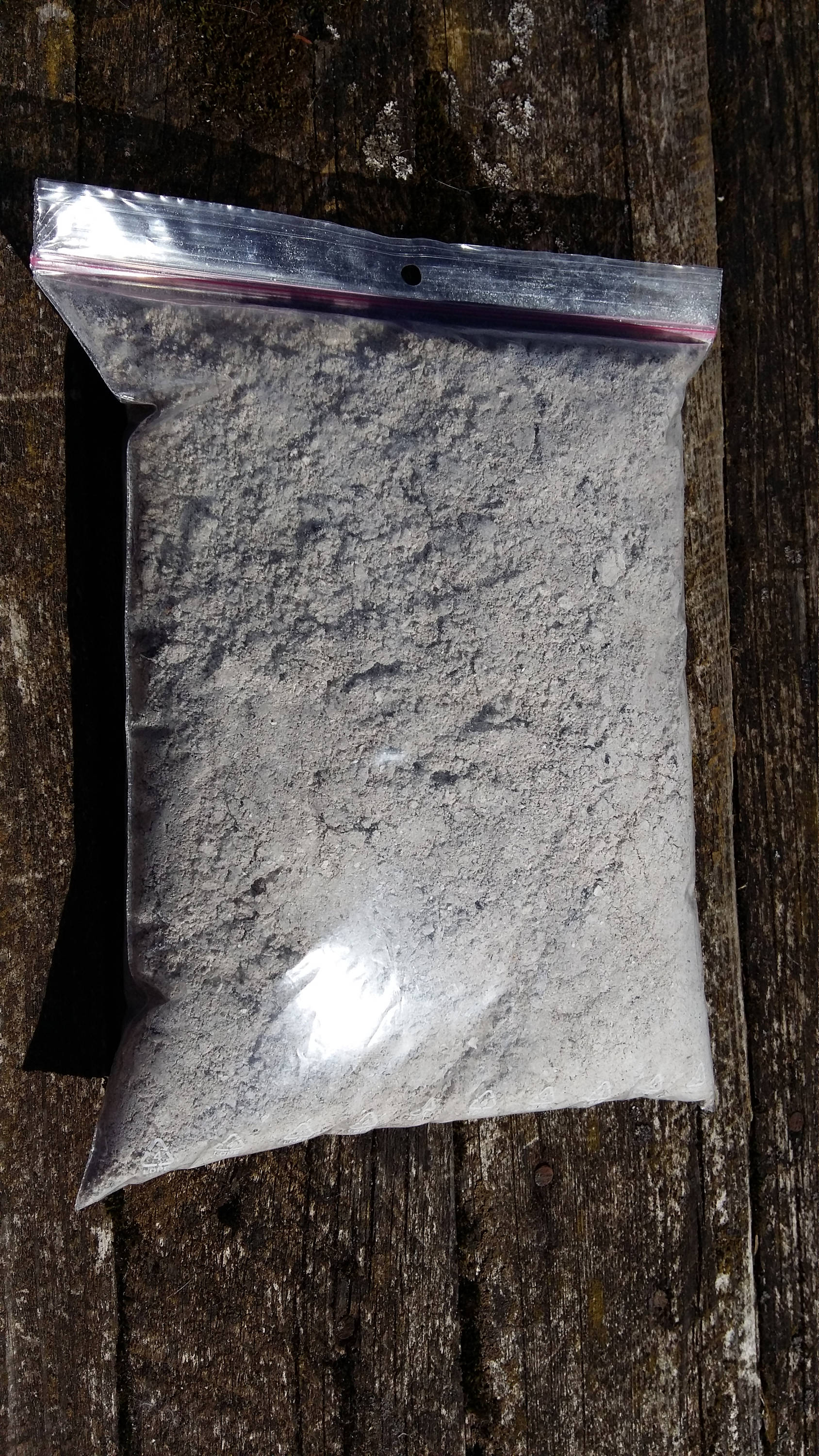 Organic Ash Powder Fertilizer Wood Ash Logwood Ashes for Garden Natural