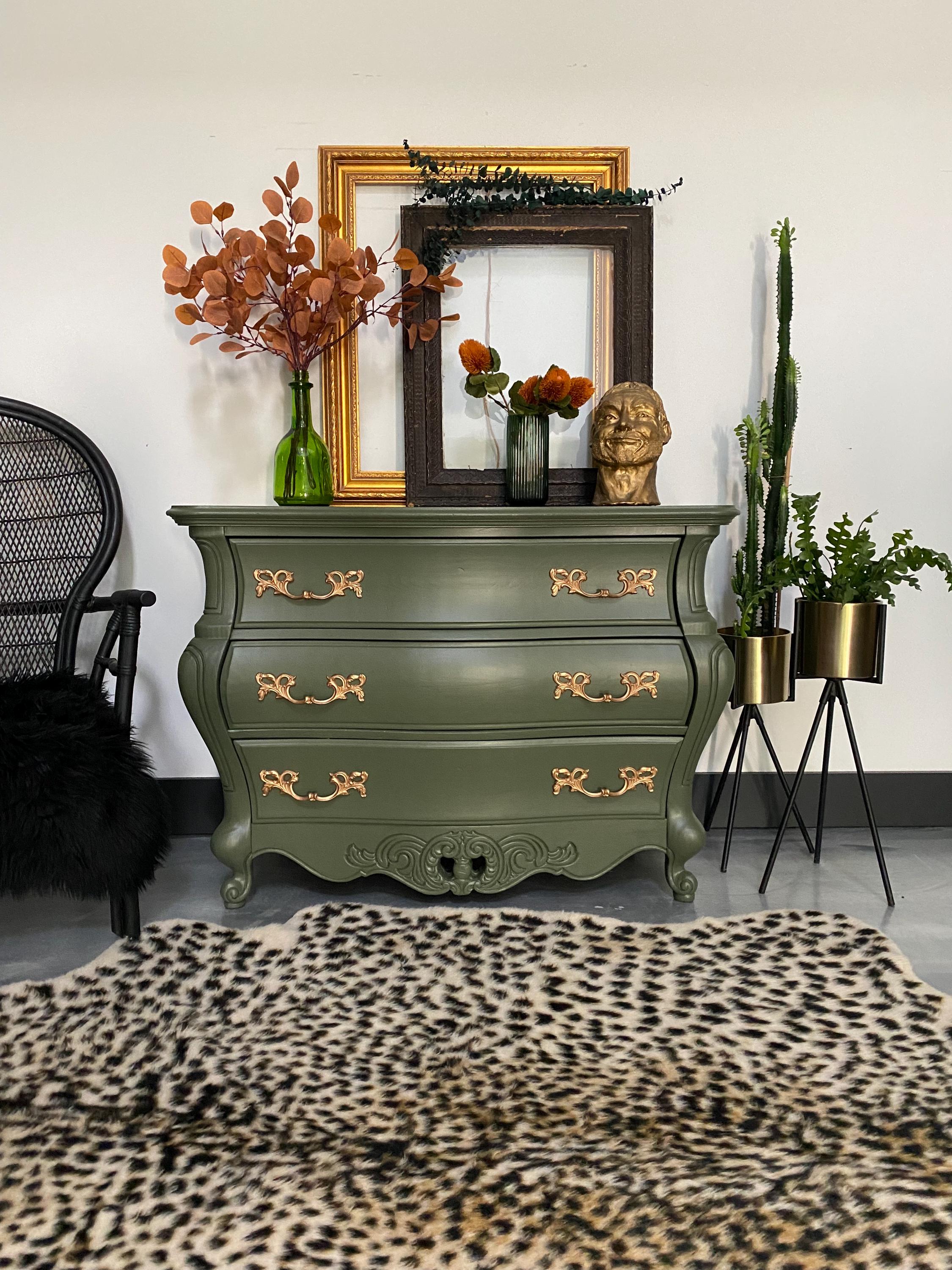 Vintage Serpentine Dresser in Olive Green Paint With Gold Finishes Drawers  Floral Wallpaper French Cabinet Whimsical - Etsy