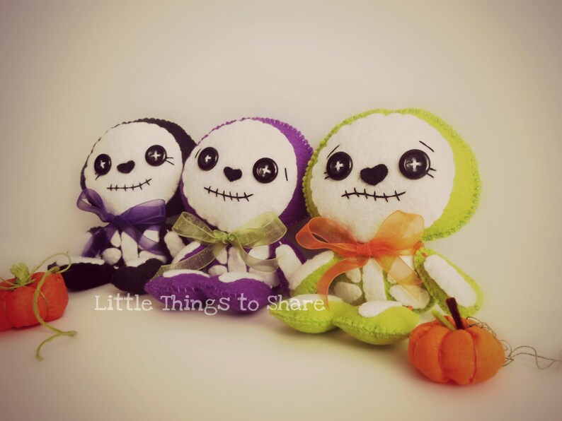Sweet Skeleton PDF Patternhalloween Ornamentfelt Halloween Etsy